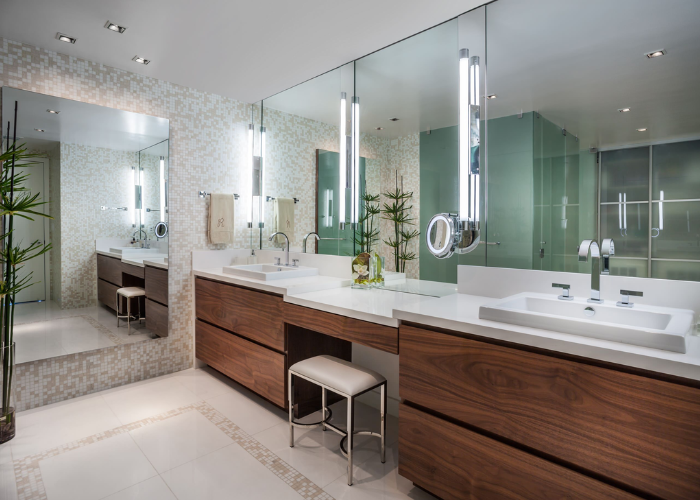 Custom Bathroom Space with Exquisitely Crafted Vanities